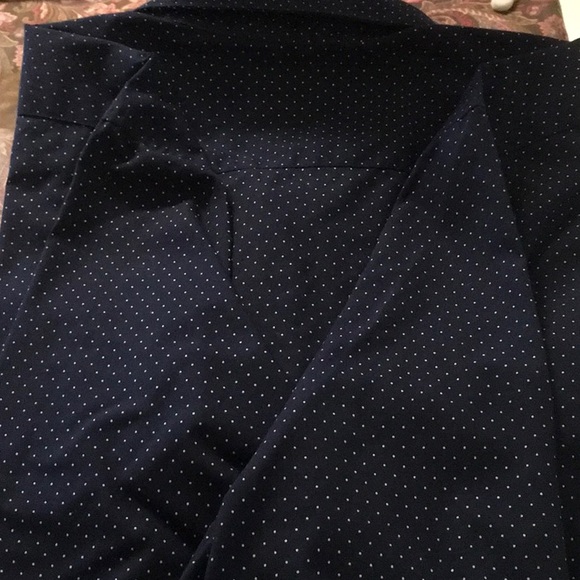 Men two shirt bundle 1 Akademiks 1 H&M both long sleeve slim fit both Me… - Picture 9 of 9